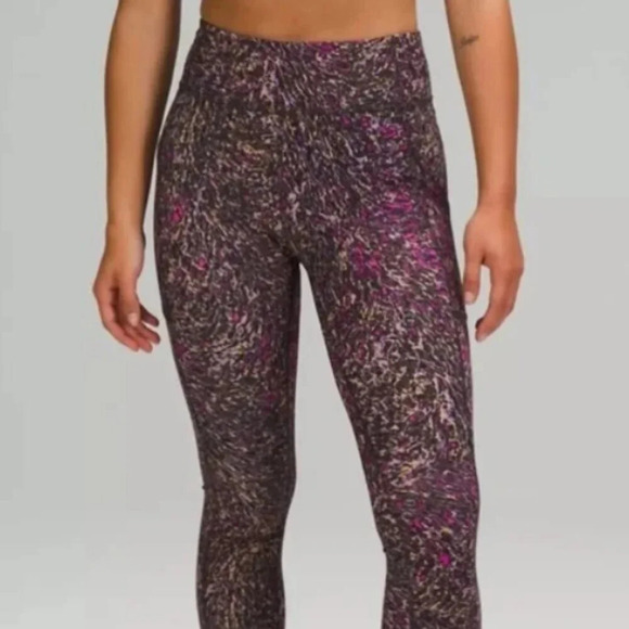 Lululemon Invigorate High-Rise Tight 25" Topography Multi - Picture 1 of 9